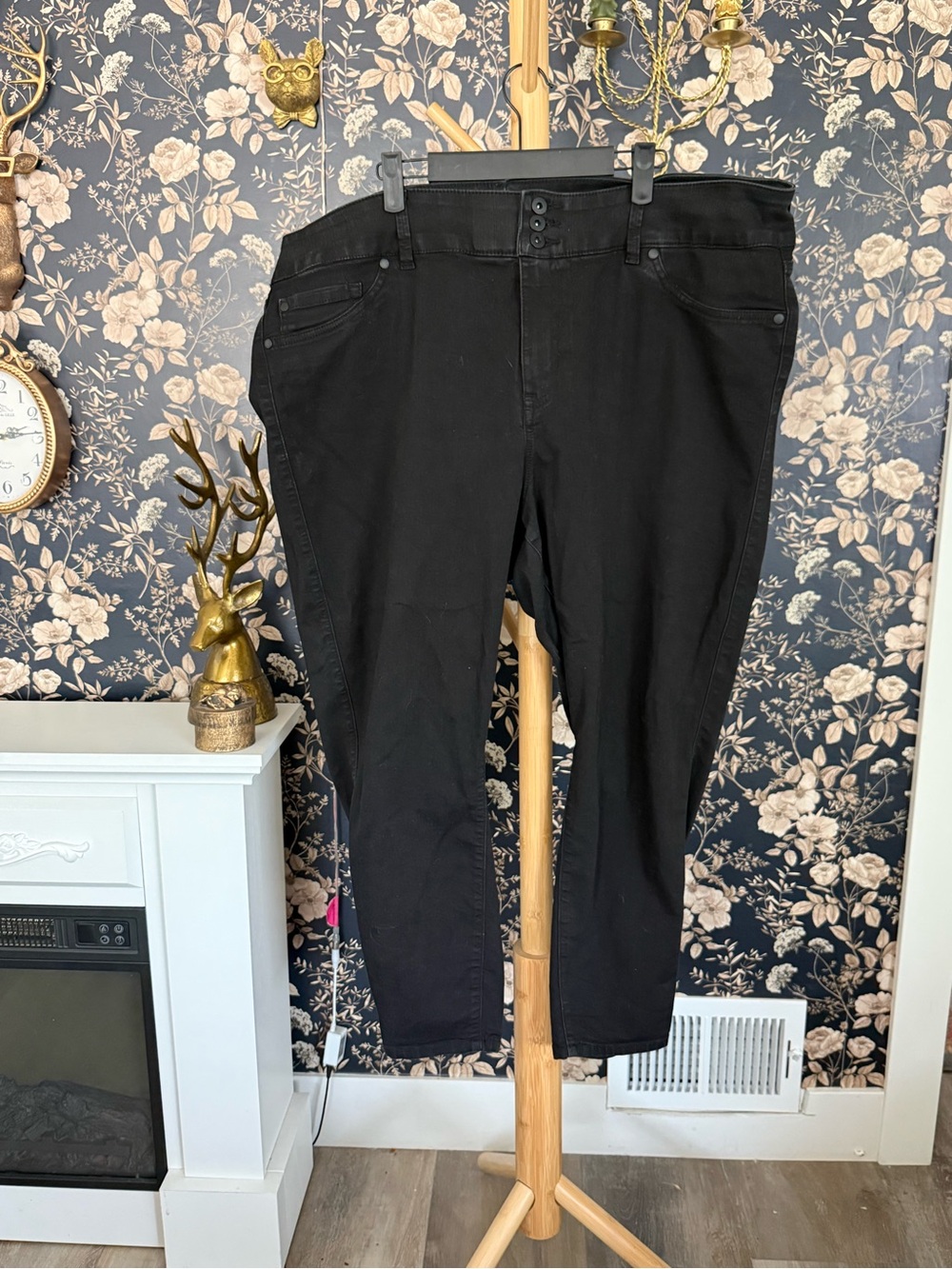torrid Black Skinny Ponte Jeggings